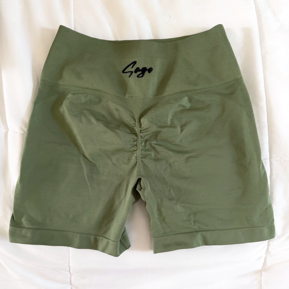 Sago Seamless Gym Shorts - Sage Green